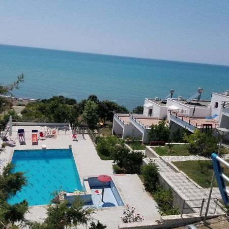 Oasis Residency Apartment Спиле Екстериор снимка